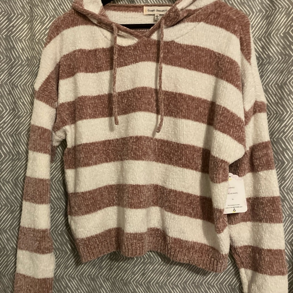 sweet republic sweater NWT